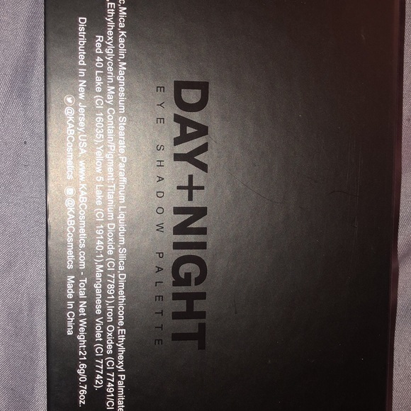 KAB COSMETICS DAY + NIGHT Eyeshadow palette - Picture 5 of 6